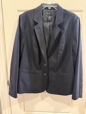 Lane Bryant Black Long Sleeve Blazer Size 24 – Like New